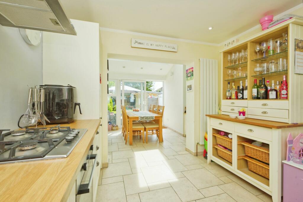 Additional property image - St. Austell Road, Weston-super-Mare - LARGE GARDEN