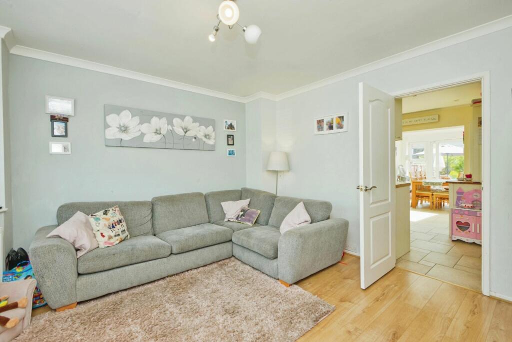 Additional property image - St. Austell Road, Weston-super-Mare - LARGE GARDEN