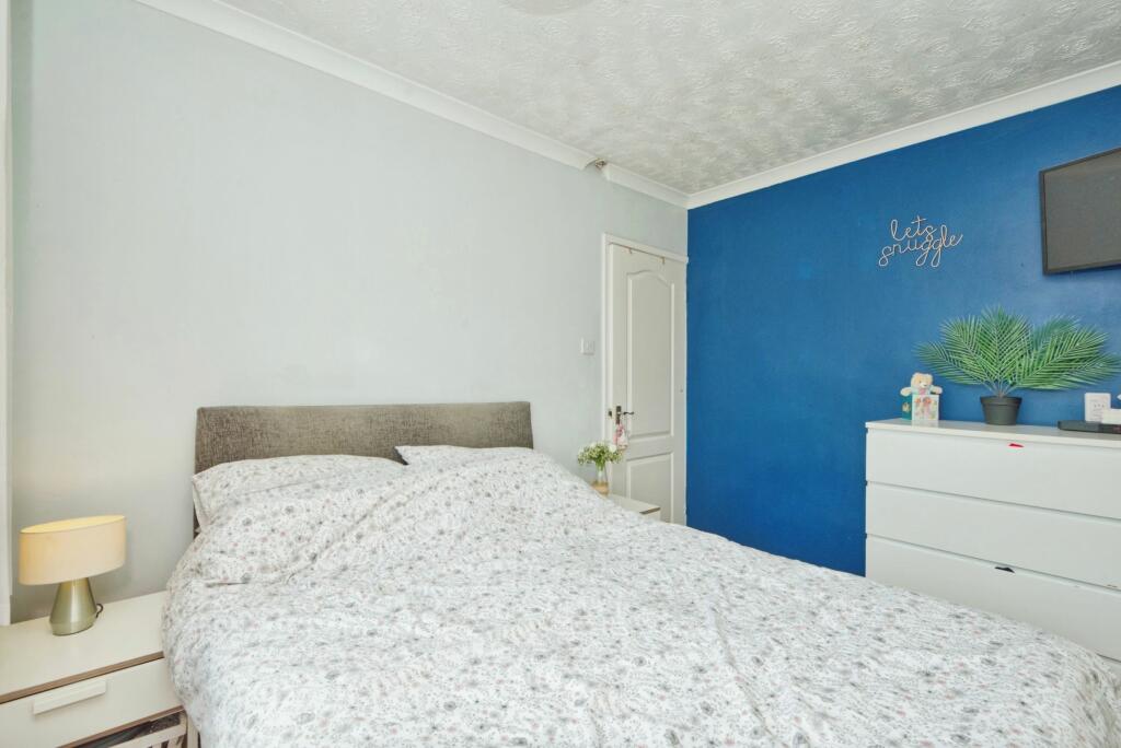 Additional property image - St. Austell Road, Weston-super-Mare - LARGE GARDEN