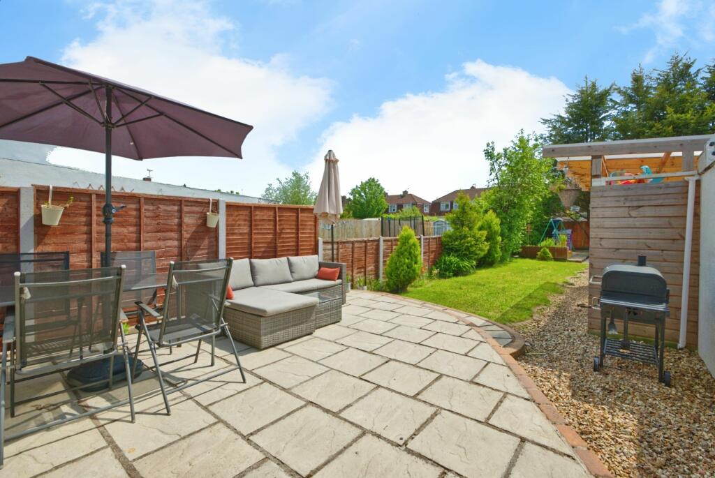 Additional property image - St. Austell Road, Weston-super-Mare - LARGE GARDEN