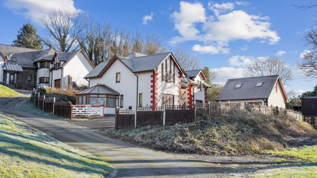 5 bedroom detached house for sale in Sardar Yoonas, Pwllhobi, Llanbadarn Fawr, Aberystwyth