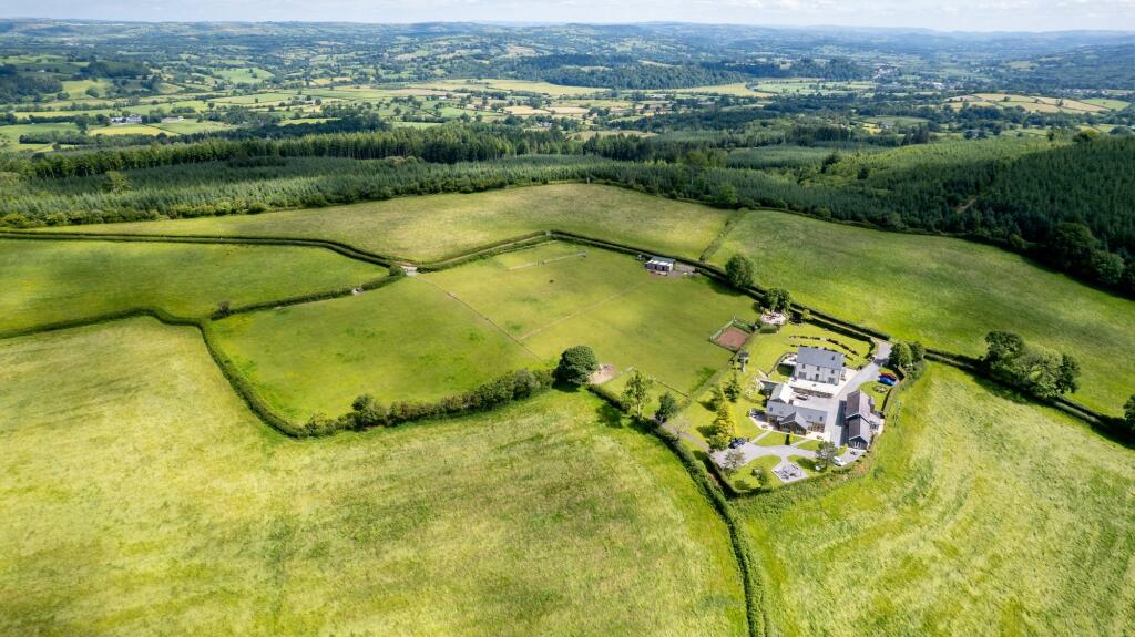 Main image of property: Golden Grove, Carmarthen, SA32