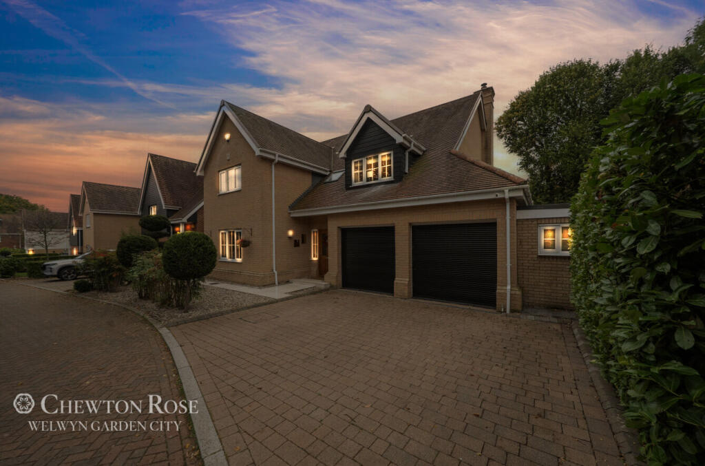 Main image of property: Sevenacres, Welwyn