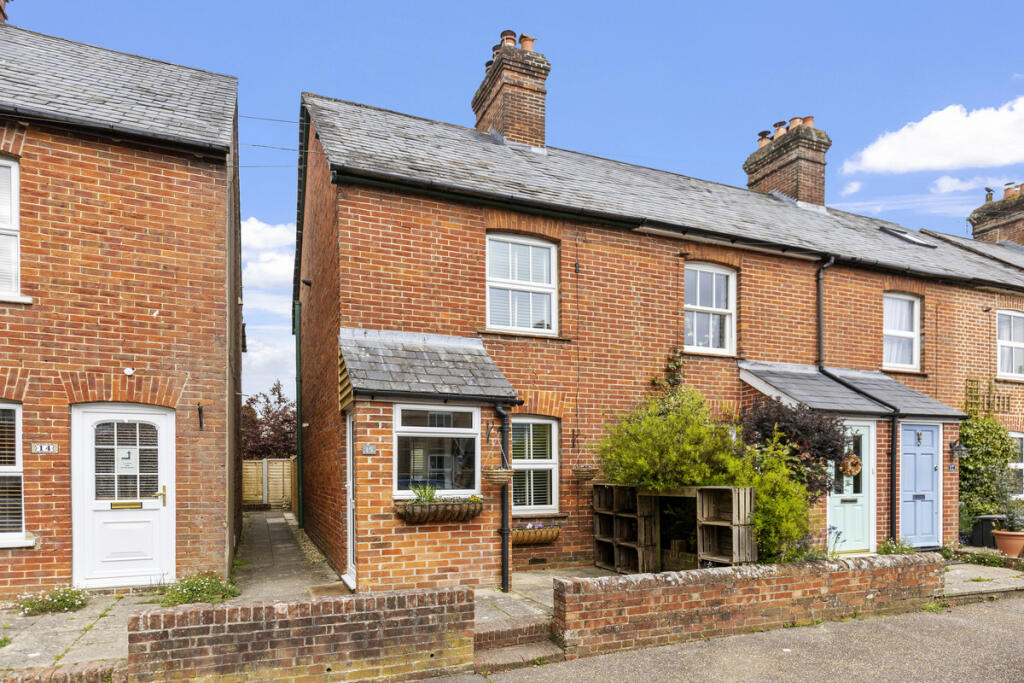 2 bedroom end of terrace house for sale in Lutener Road, Easebourne