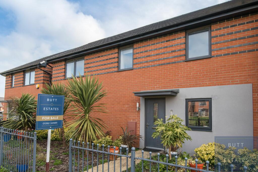 3 bedroom semidetached house for sale in Trevisker Gardens, Tithebarn