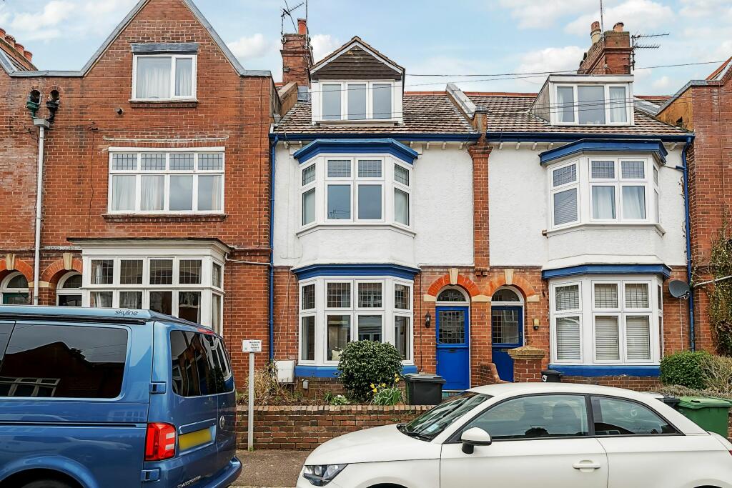 4 bedroom terraced house for sale in Waverley Avenue, Exeter, EX4