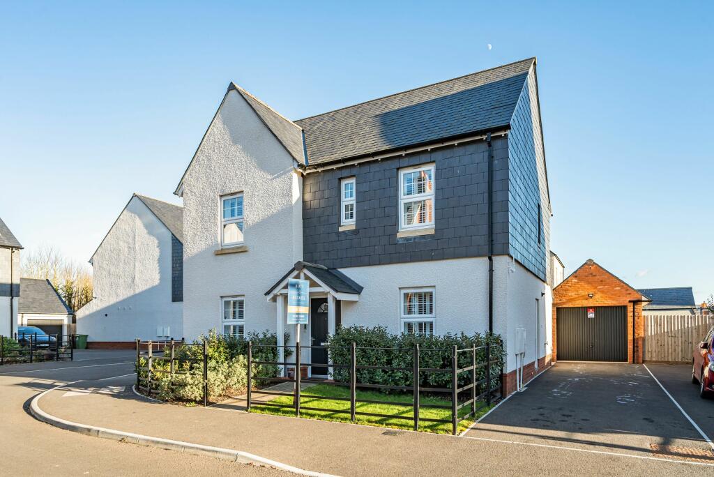 4 bedroom detached house for sale in Strawberry Lane, Exeter, EX2