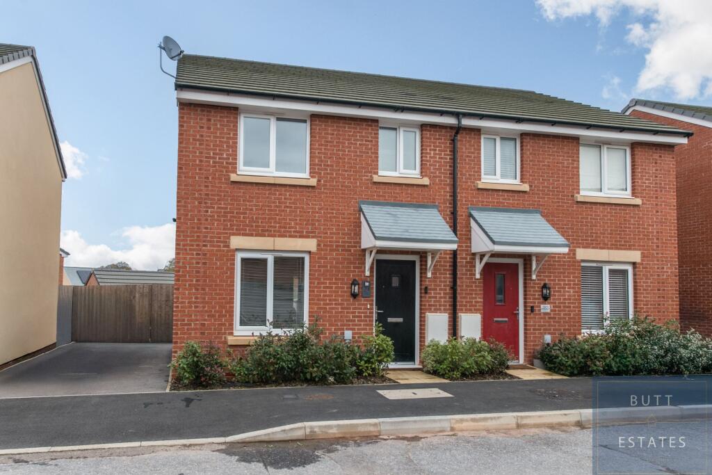 Main image of property: Calves Close, Exeter