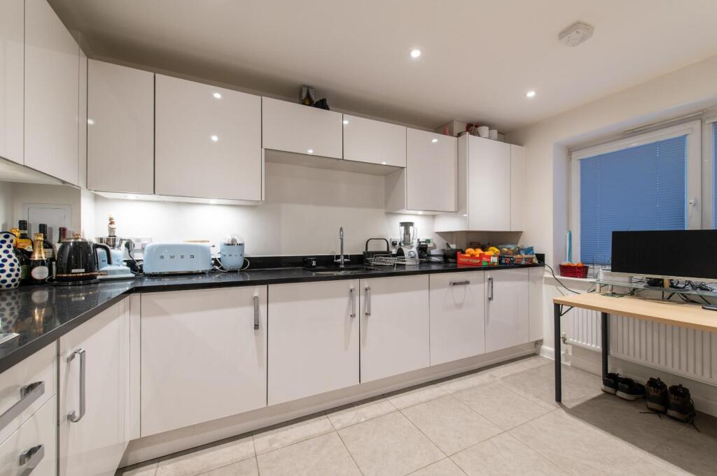Additional property image - St Clements Lakes, Greenhithe