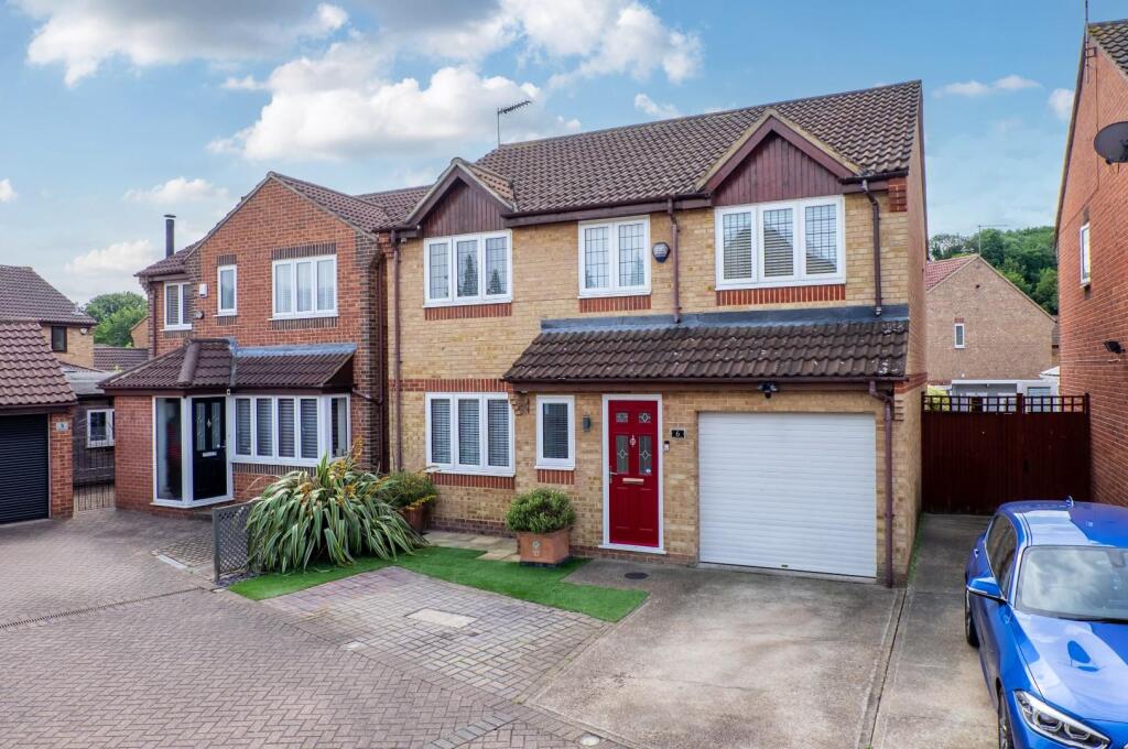 Main image of property: Worcester Park, Greenhithe
