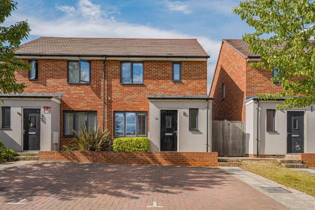 Main image of property: Castle Hill, Ebbsfleet Valley