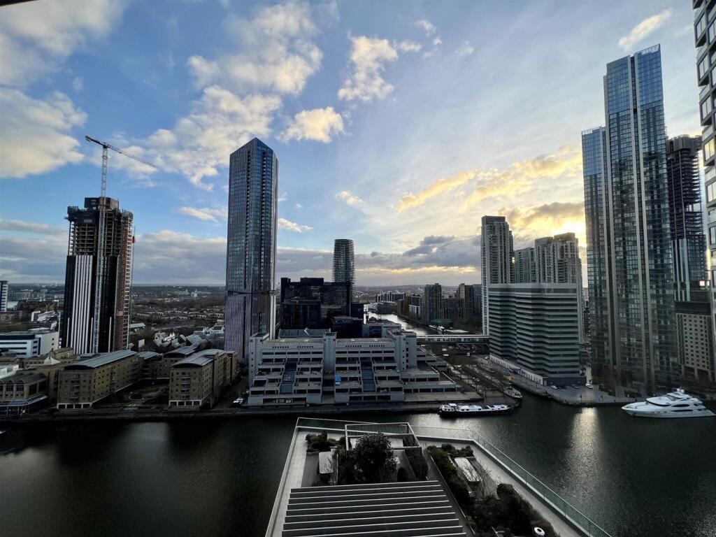 Main image of property: 10 Park Drive, Canary Wharf E14