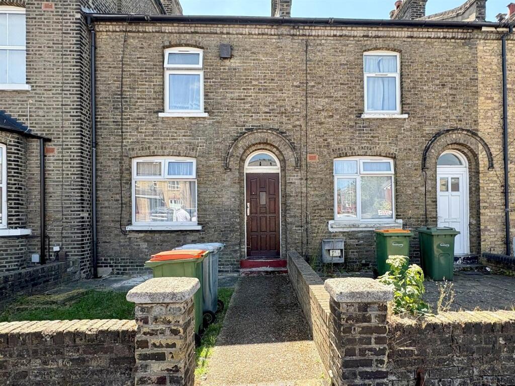Main image of property: Winsor Terrace, Beckton, London, E6