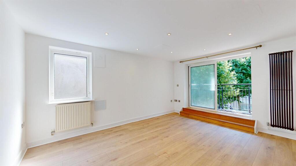 Main image of property: Virginia Quay, Newport Avenue, London E14
