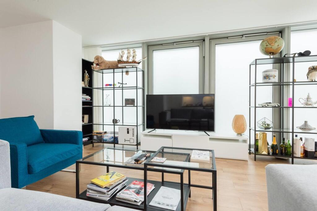 Main image of property: Marsh Wall, Canary Wharf, London, E14