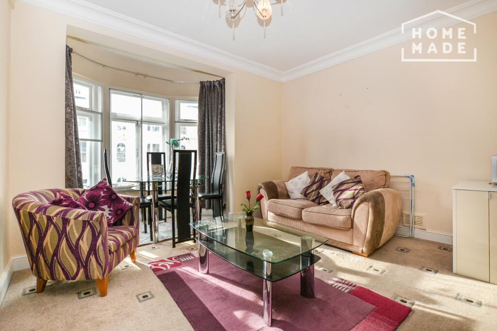 1 bedroom flat for rent in Gloucester Terrace, Paddington, W2