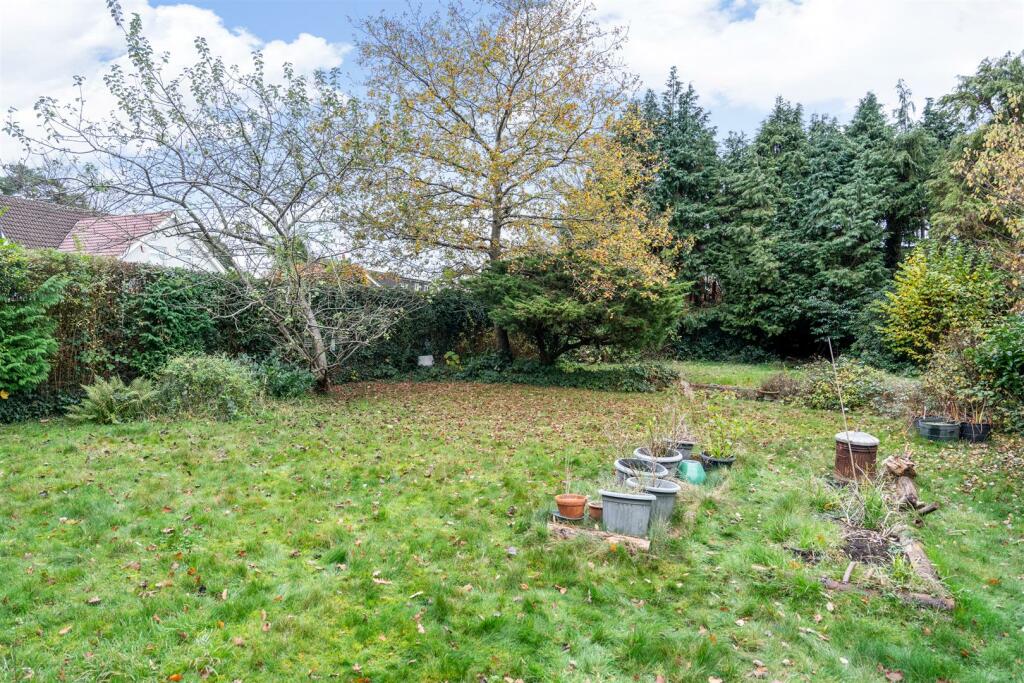 Additional property image - Whyteleafe Road, Caterham