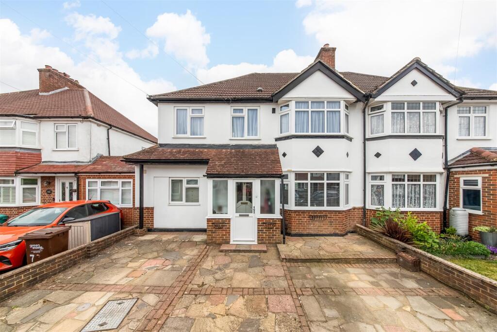 Main image of property: Spencer Road, Caterham