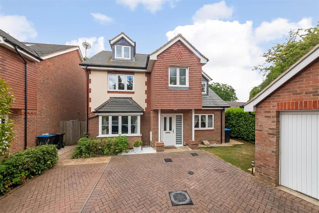 Main image of property: Hawthorne Gardens, Caterham