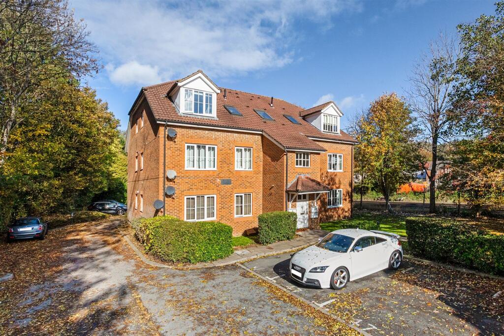 Main image of property: Aspen Vale, Whyteleafe