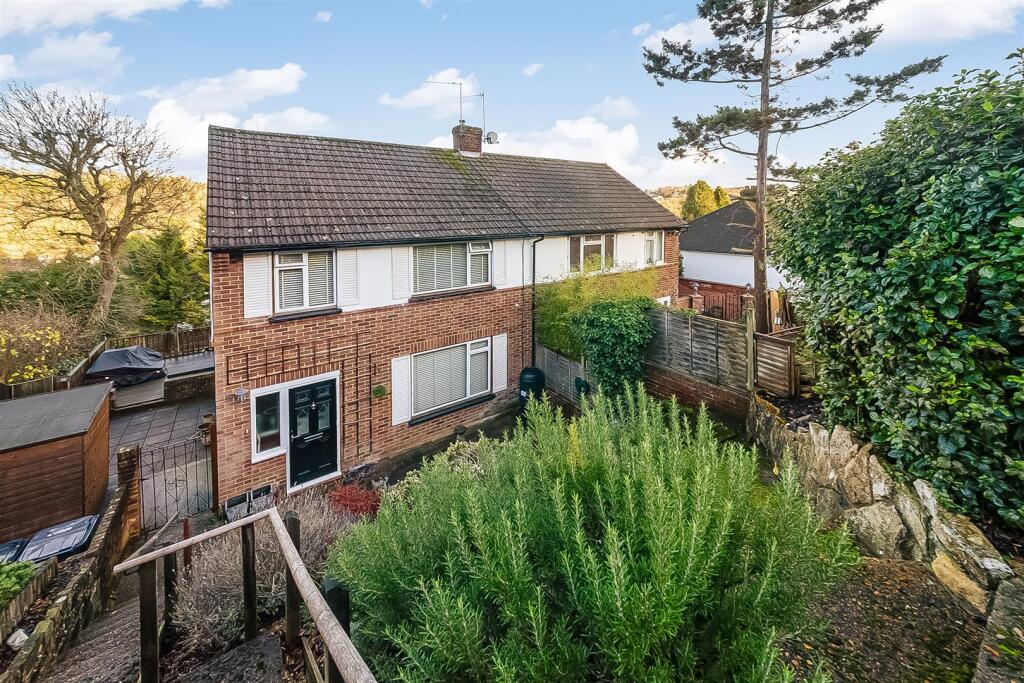 Main image of property: Hilltop Road, Whyteleafe