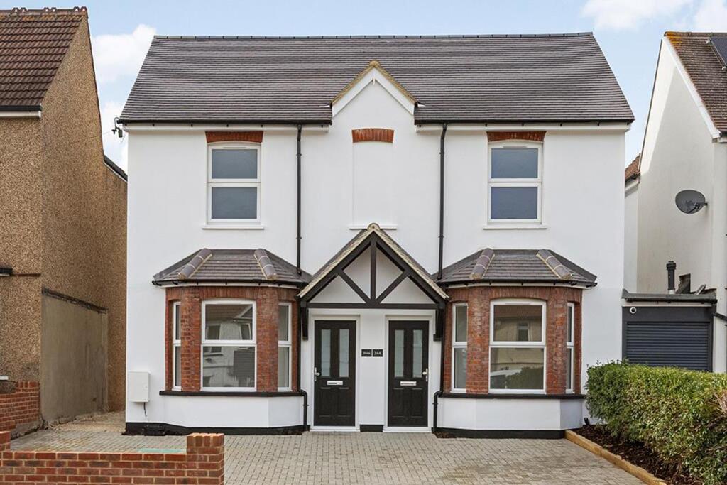 Main image of property: Chipstead Valley Road, Coulsdon