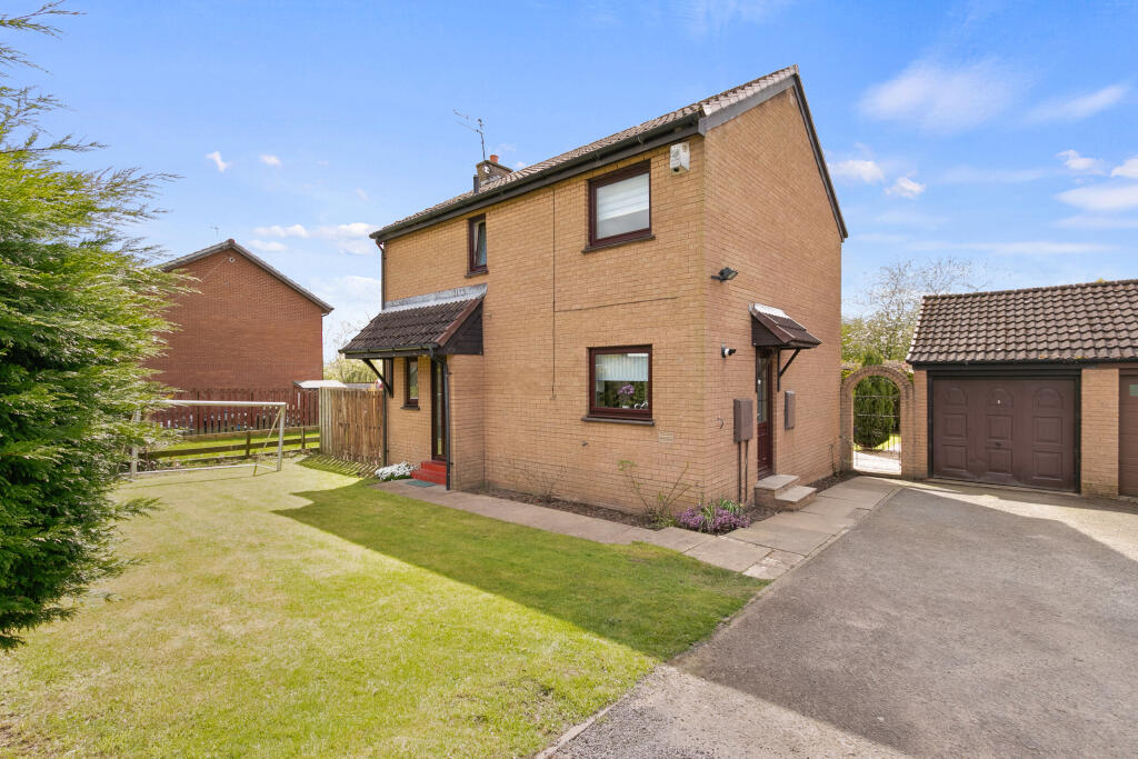 4 bedroom detached house for sale in Gordon Place, Bellshill