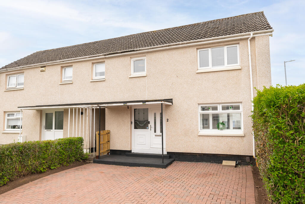 3 bedroom end of terrace house