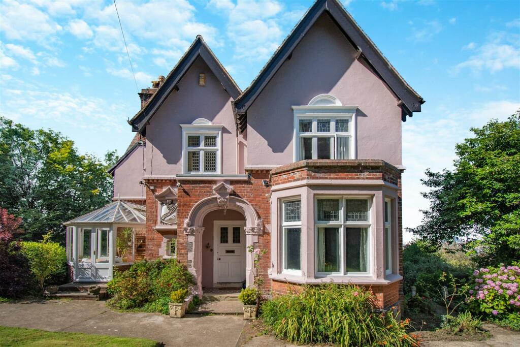Main image of property: Mountside, Scarborough