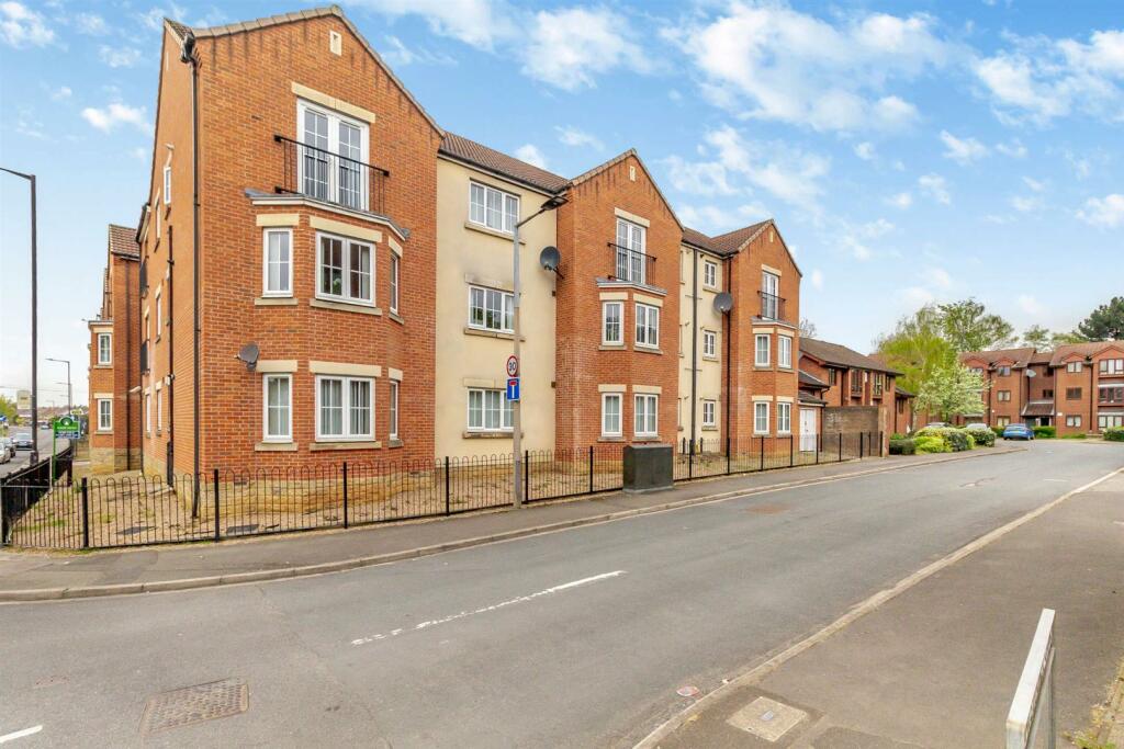 1 bedroom apartment for sale in Sheraton Court, Armthorpe Road