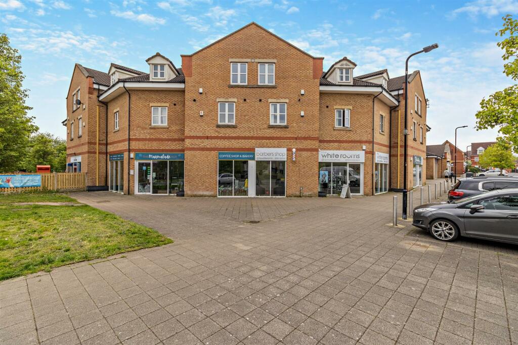 2 bedroom apartment for sale in Fern Court, Woodlaithes Village