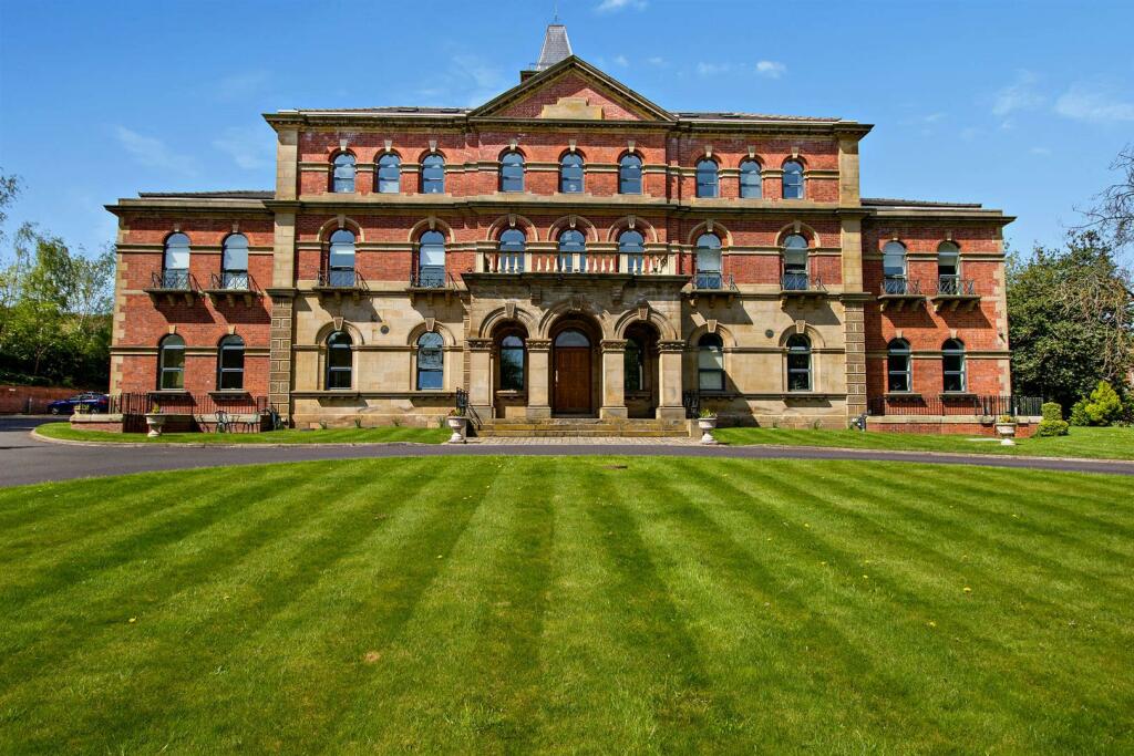 Main image of property: Middlewood Rise, Sheffield