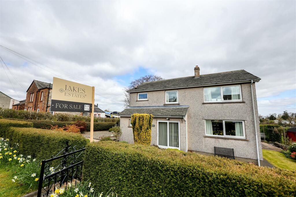 3 bedroom detached house for sale in Penruddock, CA11