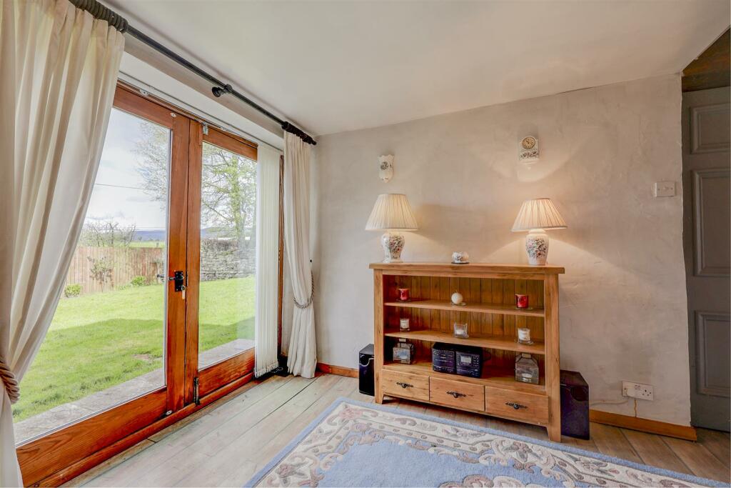 Additional property image - Willow Tree Barn, Milburn