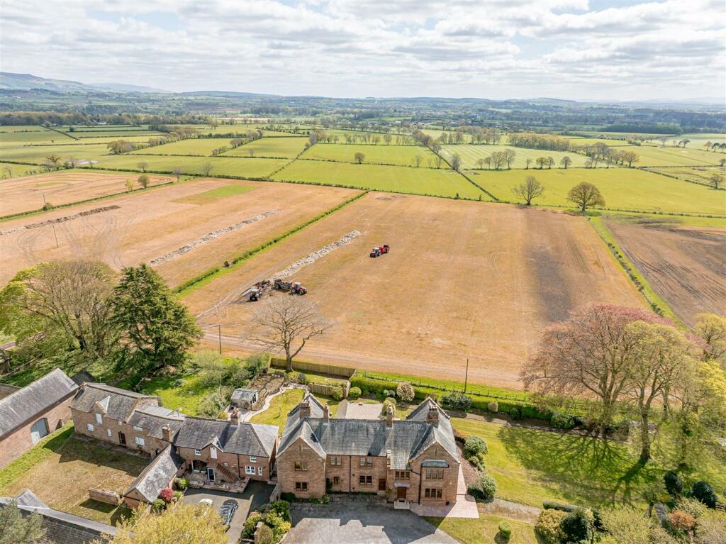 Additional property image - Watch Cross & The Coach House, Irthington, Carlisle