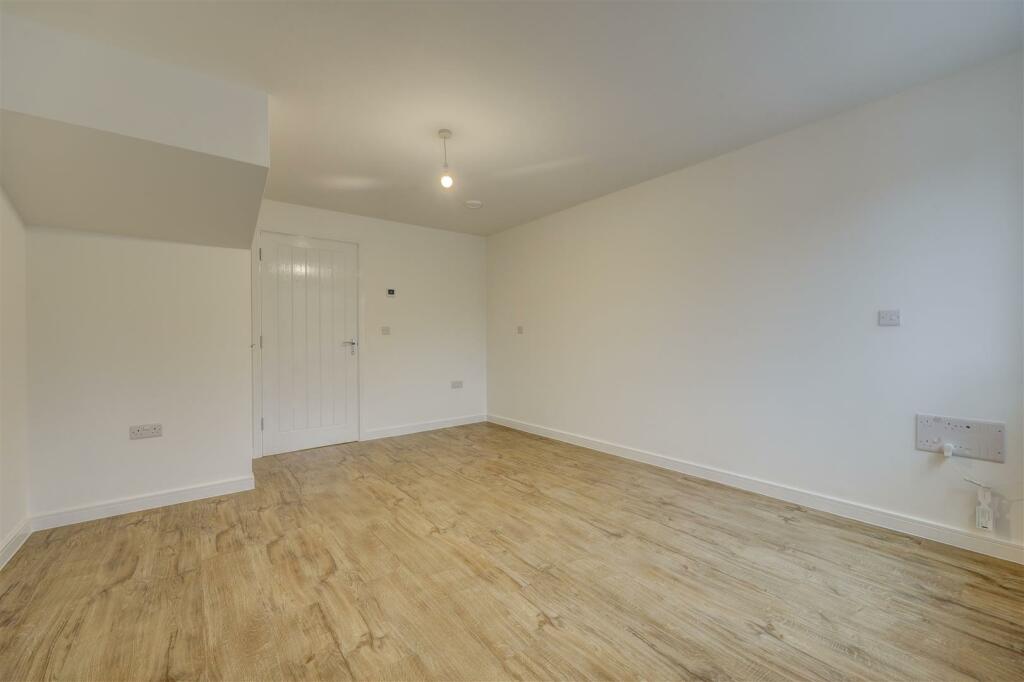 Additional property image - Swindale Gardens, Penrith
