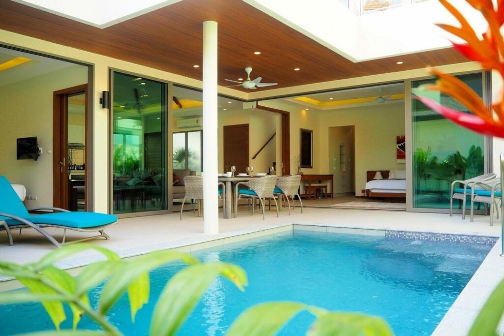 3 bedroom villa for sale in Phuket, Thailand