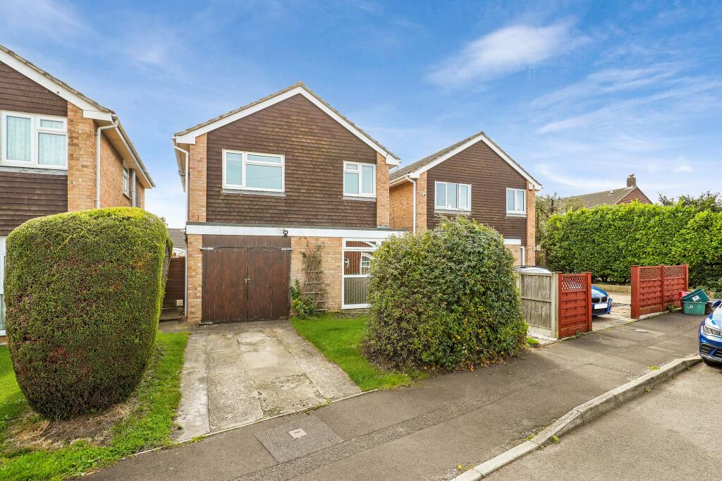 Main image of property: Chancel Close, Nailsea, BS48