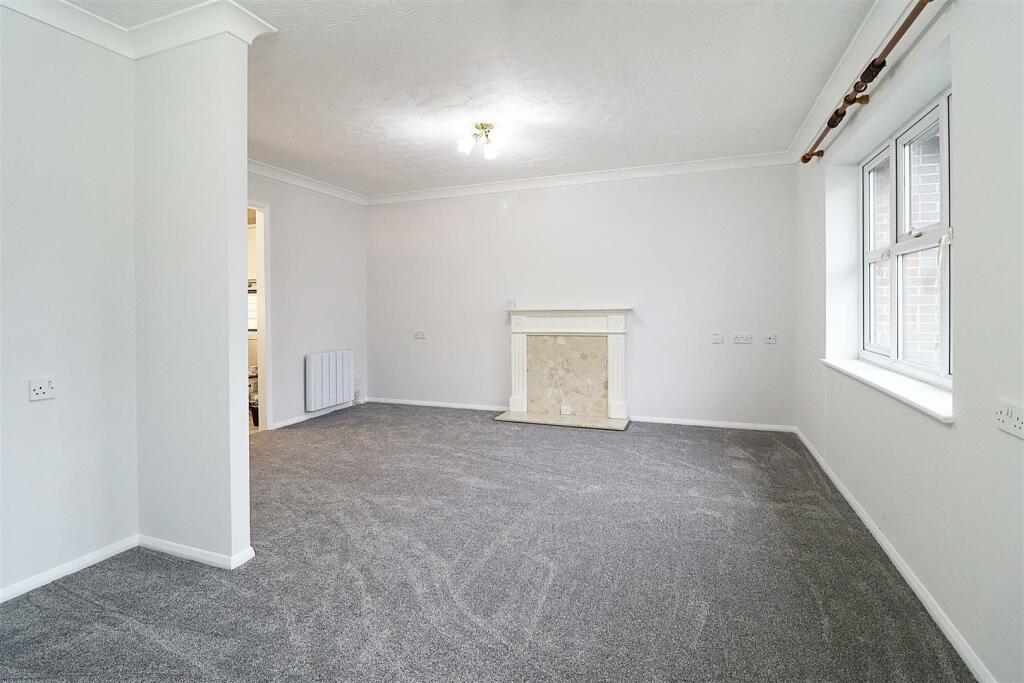 Additional property image - Pincott Road, Bexleyheath