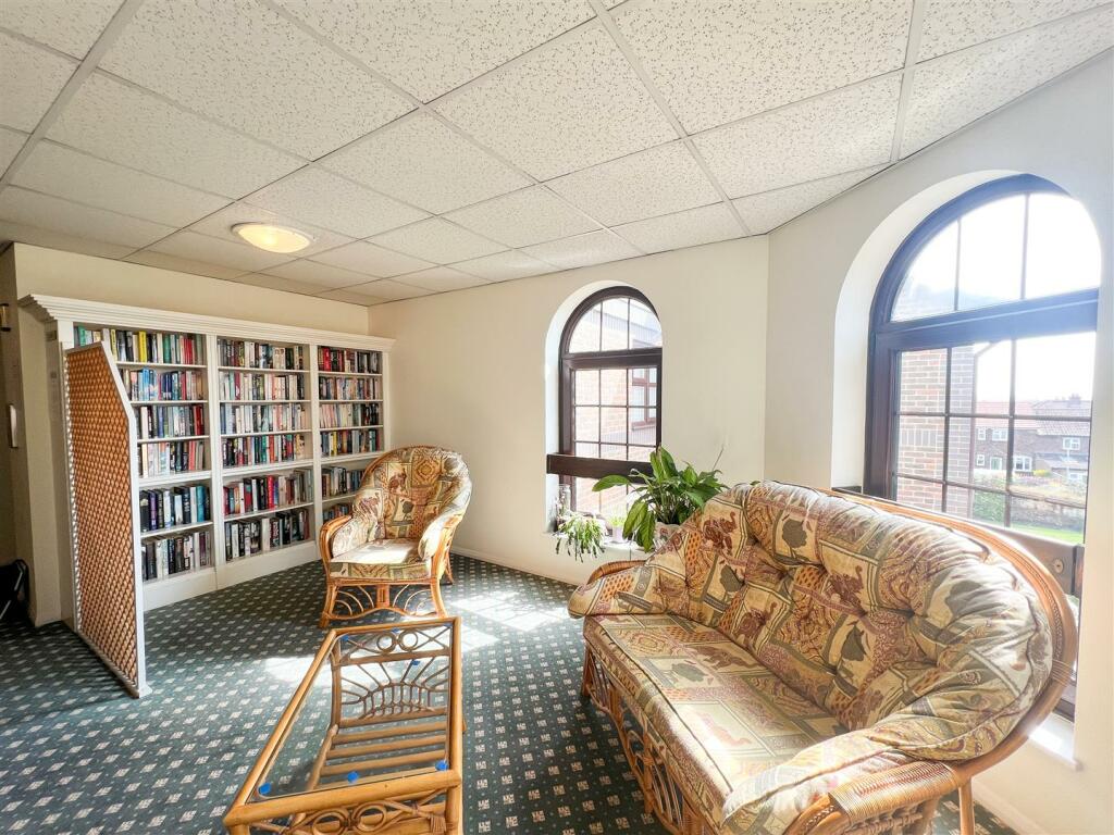 Additional property image - Pincott Road, Bexleyheath