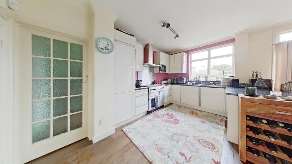 Additional property image - Park Crescent, Erith