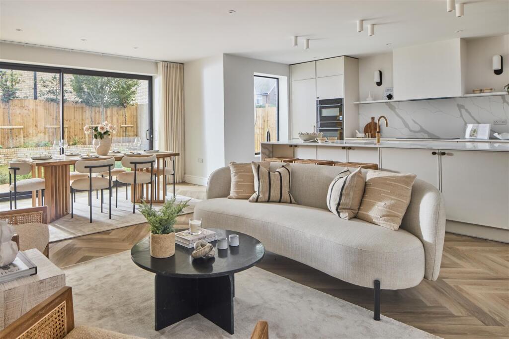 Main image of property: Weald View, London Road, Southborough, Tunbridge Wells