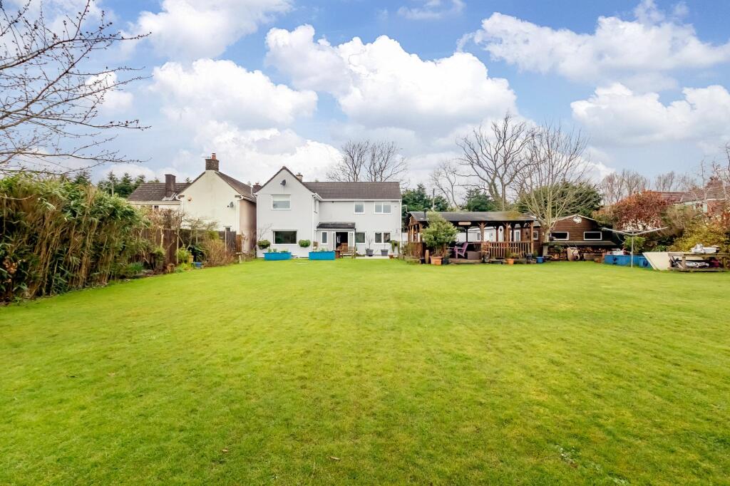 4 bedroom detached house for sale in Latteridge Road, Iron Acton, BS37
