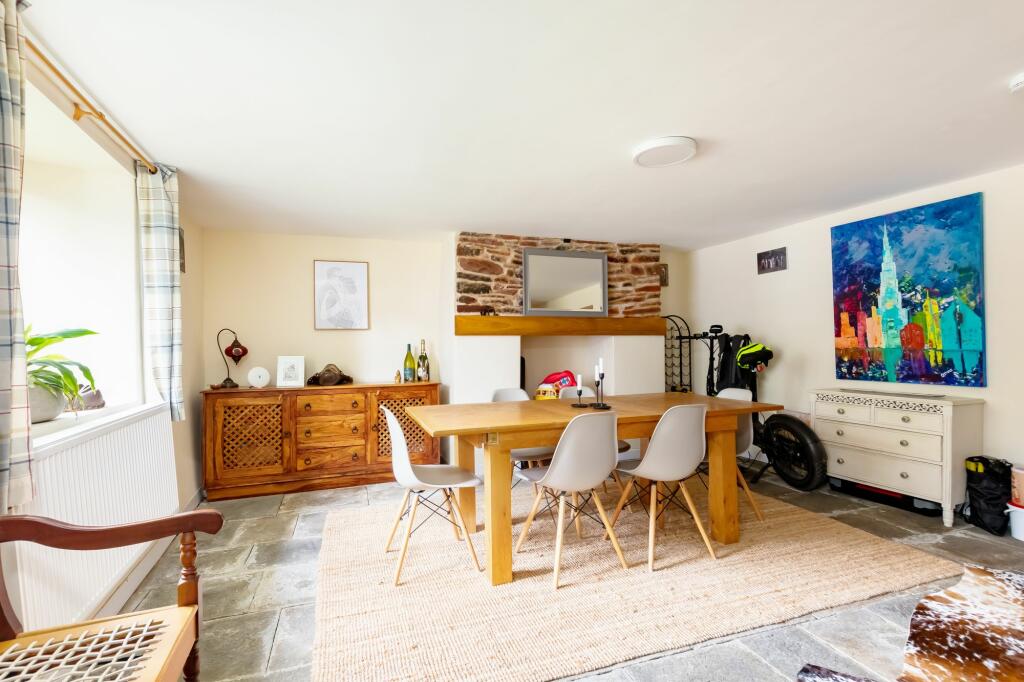 Additional property image - Poplar Cottage, 7 Broad Lane, Westerleigh, Bristol BS37 8QX