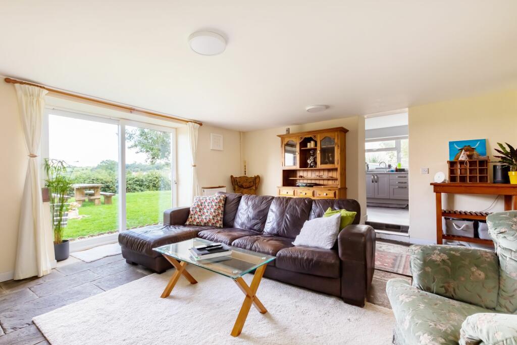 Additional property image - Poplar Cottage, 7 Broad Lane, Westerleigh, Bristol BS37 8QX