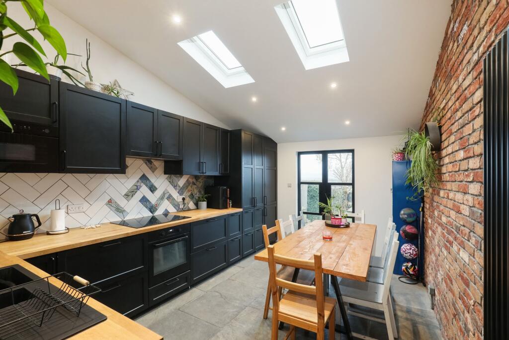 Main image of property: Parkfield Rank, Pucklechurch, BS16