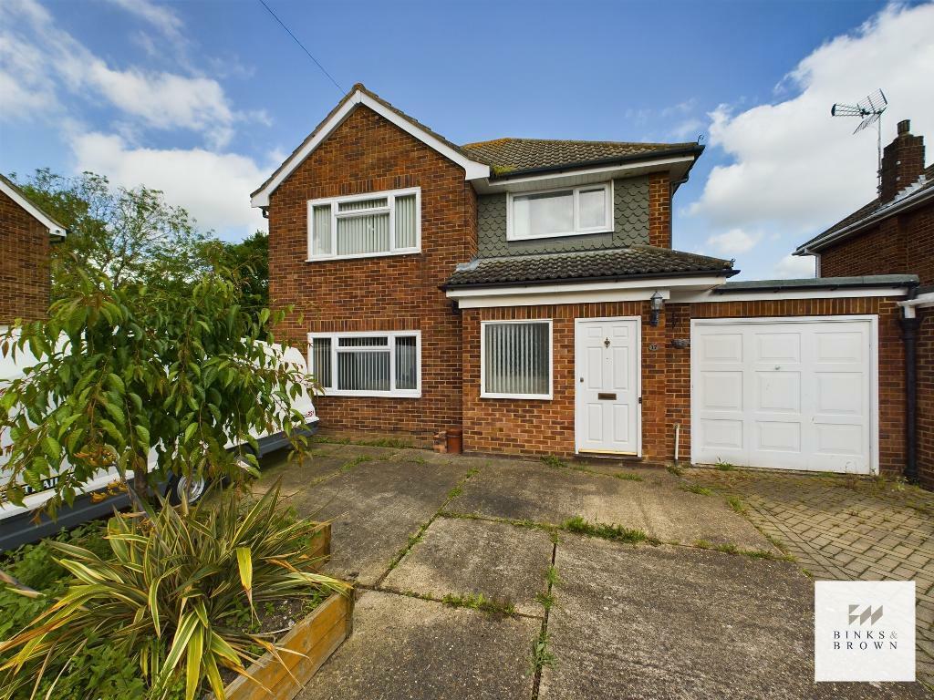 3 bedroom detached house for sale in Bibby Close, Corringham, Essex ...