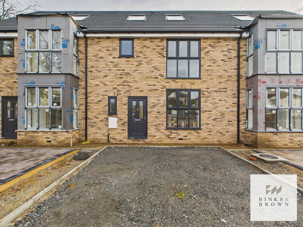 Main image of property: Giffords Cross Road, Corringham, Essex, SS17 7QQ