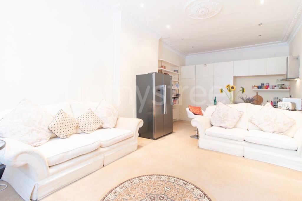 Main image of property: The Drive, Ilford, IG1