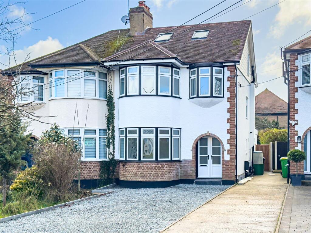 5 bedroom semi-detached house